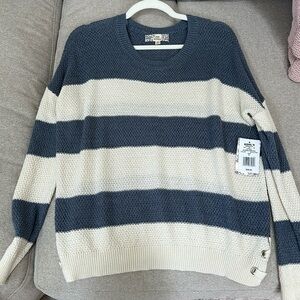 New with tags Pink Republic Junior’s XL Blouse, blue and white